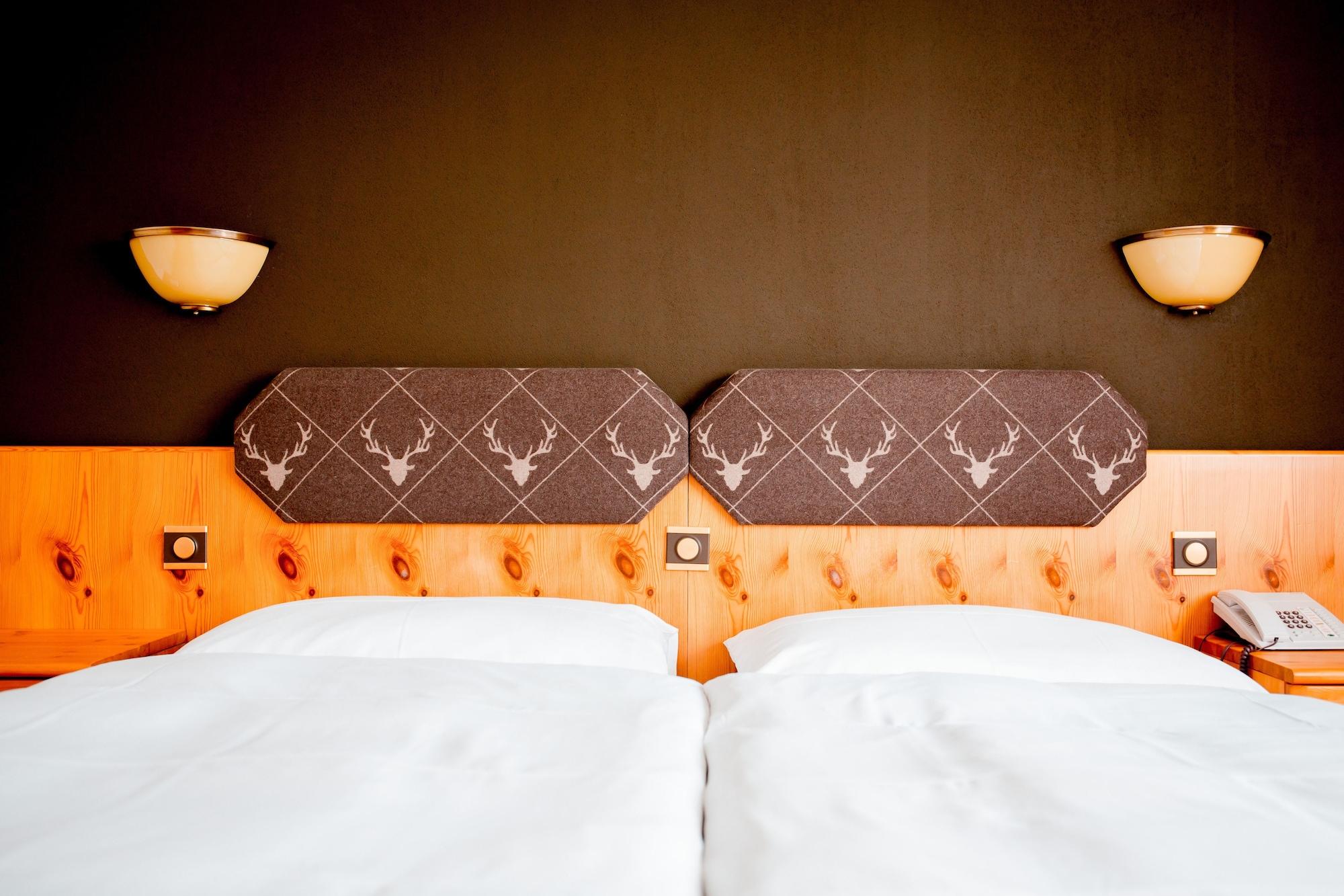 Hotel Sport Клостерс Экстерьер фото