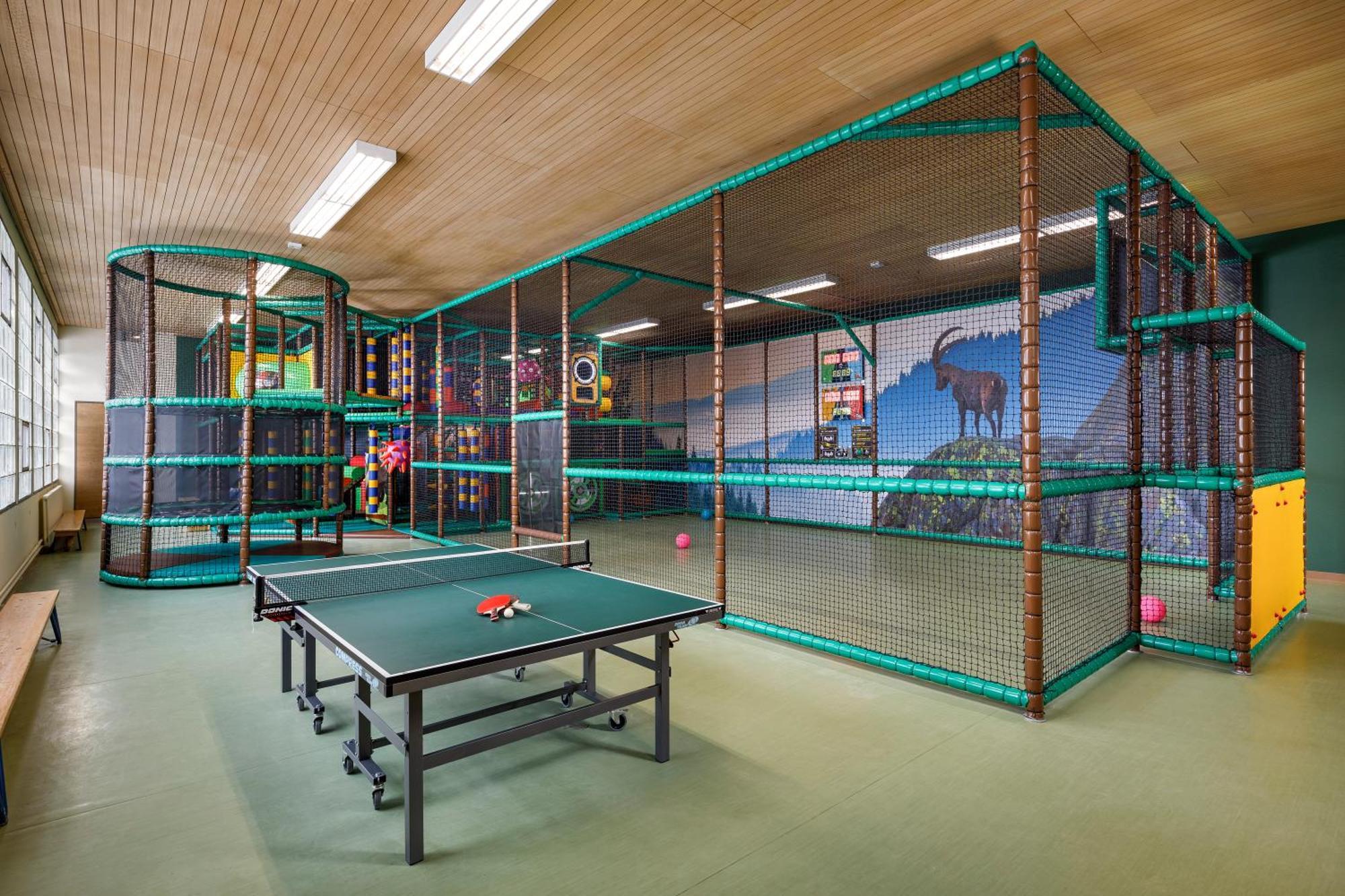 Hotel Sport Клостерс Экстерьер фото