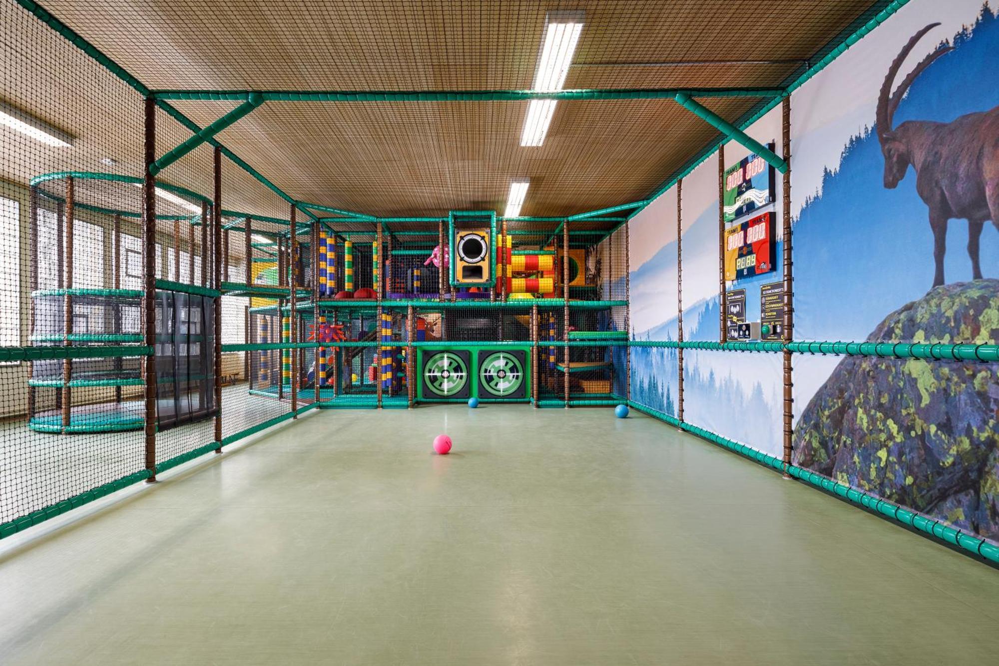 Hotel Sport Клостерс Экстерьер фото